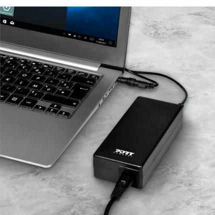which matches your devices’ requirements. It also comes with seven different interchangeable charger tips.