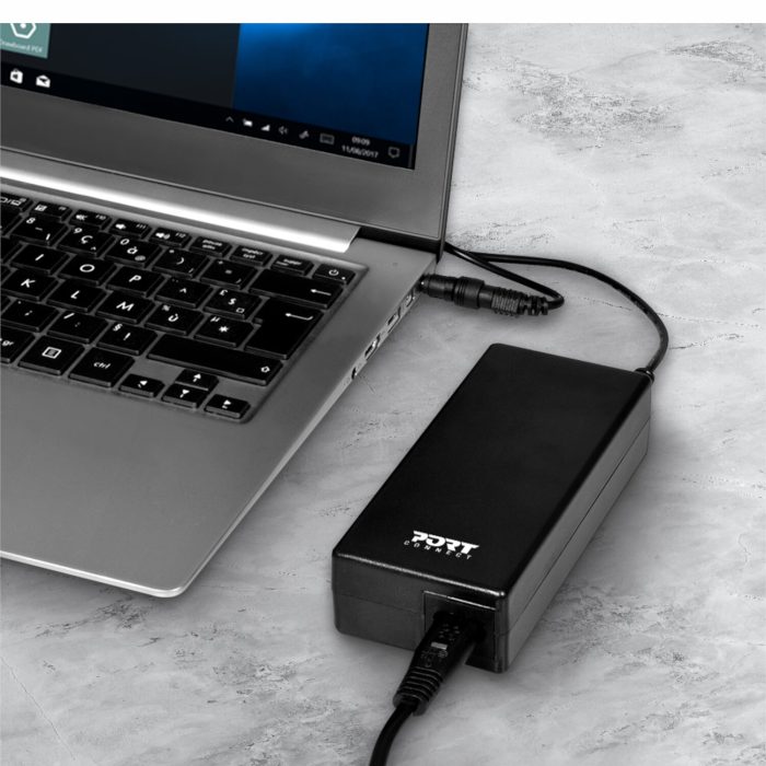which matches your devices’ requirements. It also comes with seven different interchangeable charger tips.