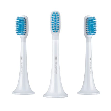 <p>Keep your teeth clean with the Xiaomi Mi Electric Toothbrush Head. It comes in a pack of 3 heads